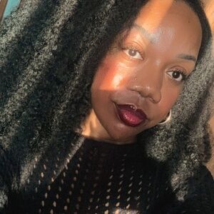 Meet your Posher, Flower